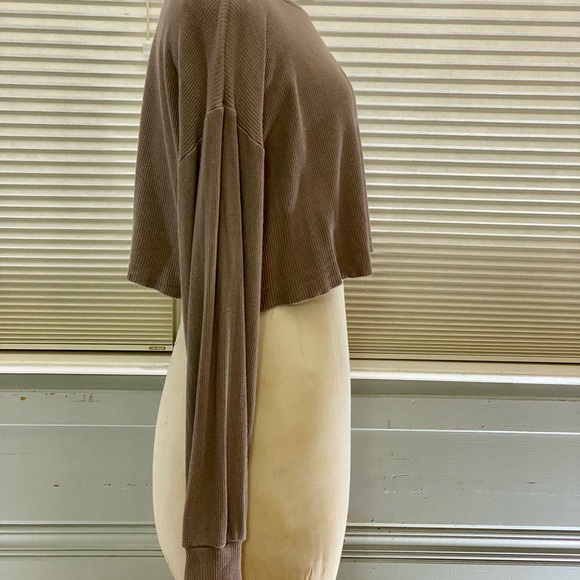 BLUE BLUSH Los Angeles long sleeve crop top - Picture 4 of 7